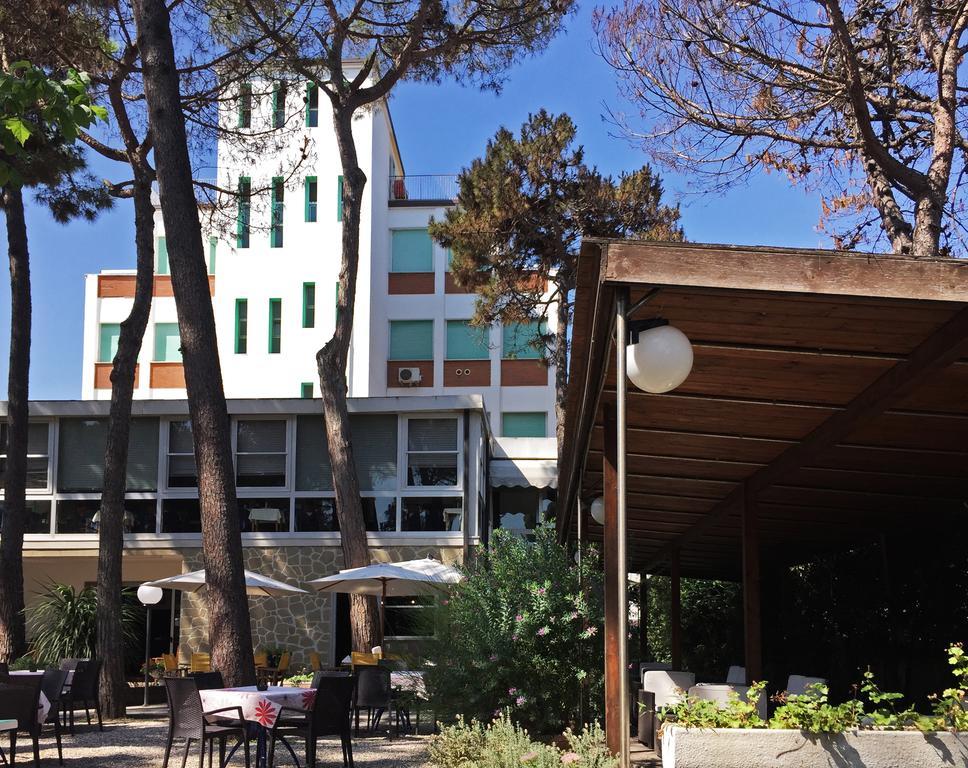 B&B Promenade Hotel Simple ミラノ・マリッティマ エクステリア 写真